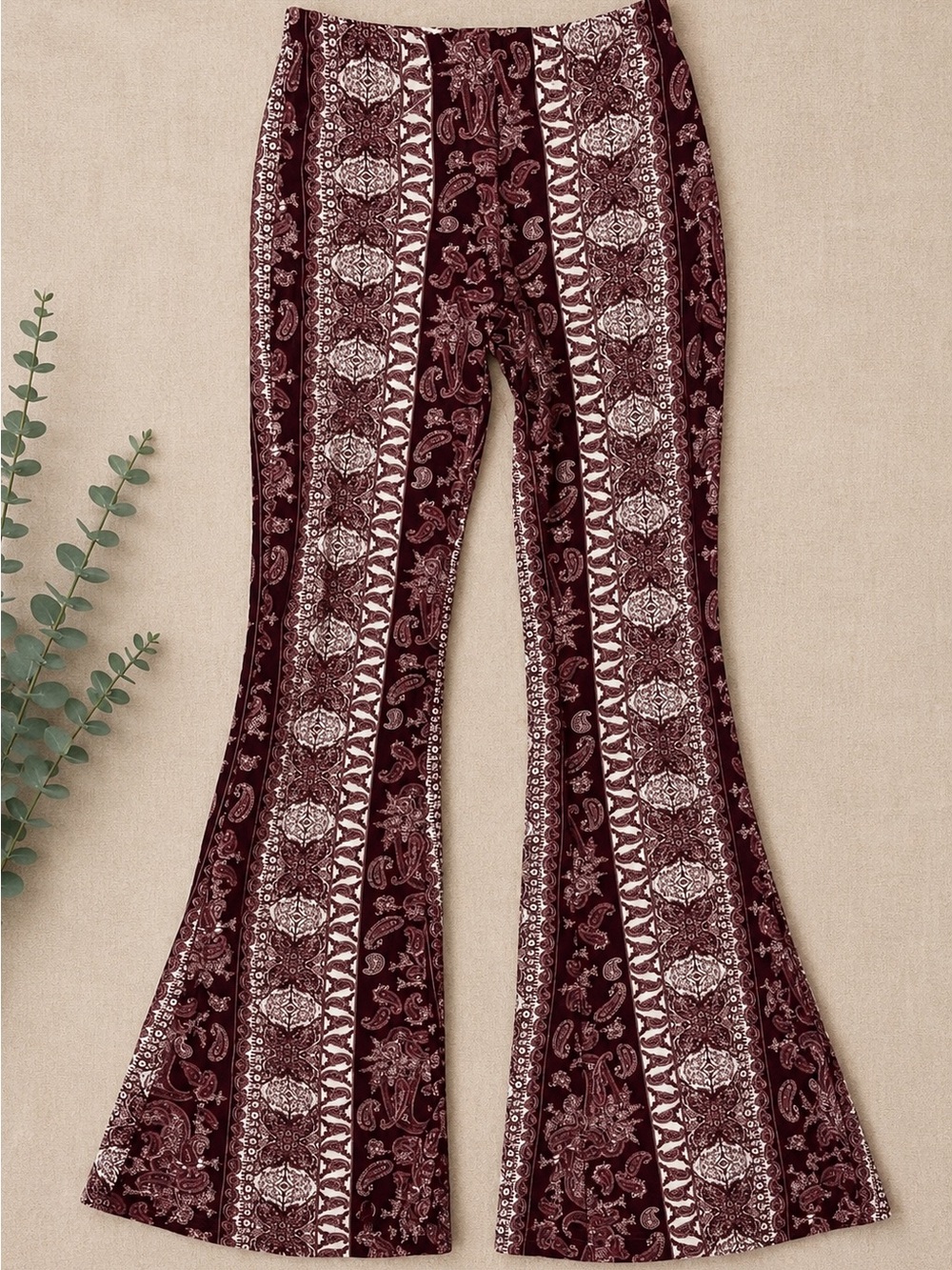 Vibe Sportswear Burgundy Paisley Print Flare Pants Women’s Small Boho Stretch